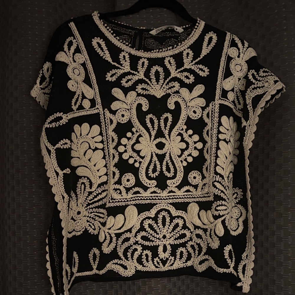 Zara Black and Cream Embroidered Blouse